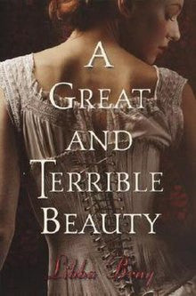 A Great and Terrible Beauty-rebooked, children's book, teenager's book, second hand book, english book, 小童書,青少年書,二手書,英文書