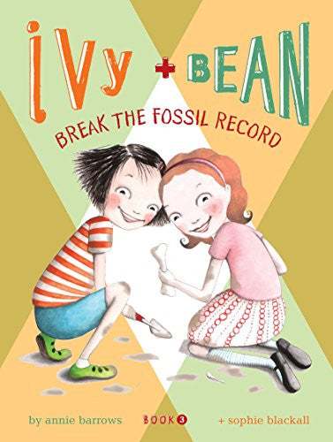 Ivy + Bean - (Book 3) "Break The Fossil Record"-rebooked, children's book, teenager's book, second hand book, english book, 小童書，青少年書，二手書，英文書